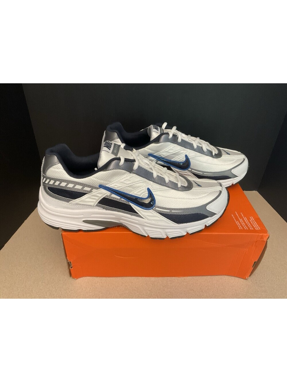 New! Mens Nike INITIATOR White Obsidian 394055-101 Running Sneakers. Size 13.